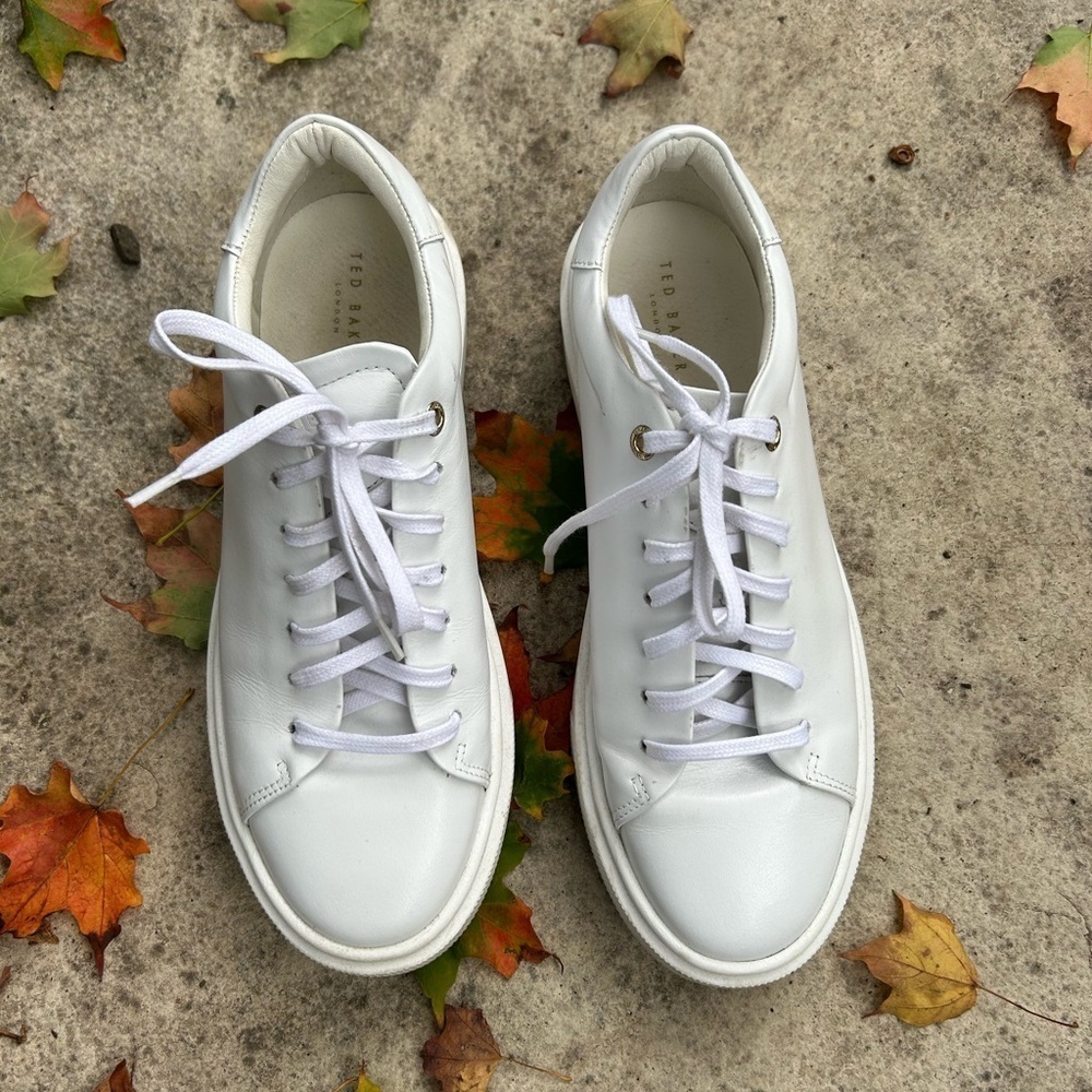 Ted Baker Floral Printed Platform Trainer Sneakers, size 9.5